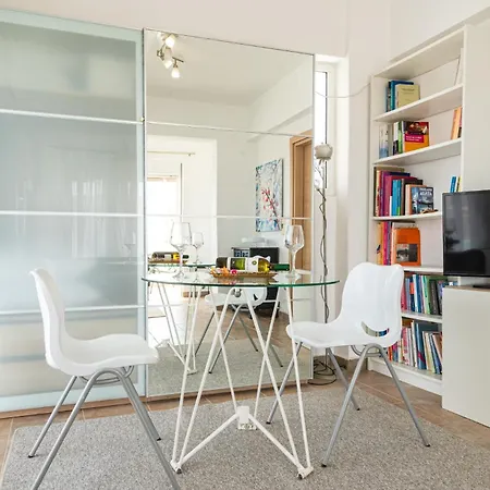 Апартаменти Luna Loft Rhodes City